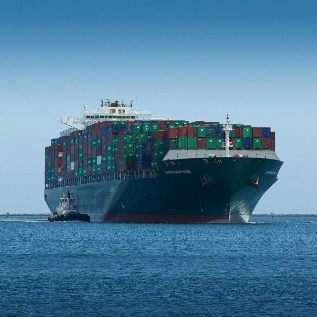 Ilustracija, kontejnerski brod kompanije Maersk