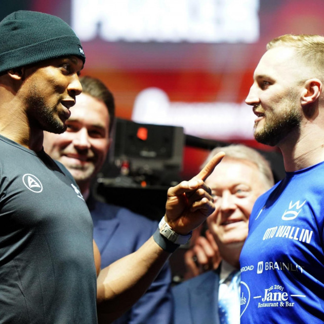 Anthony Joshua i Otto Wallin