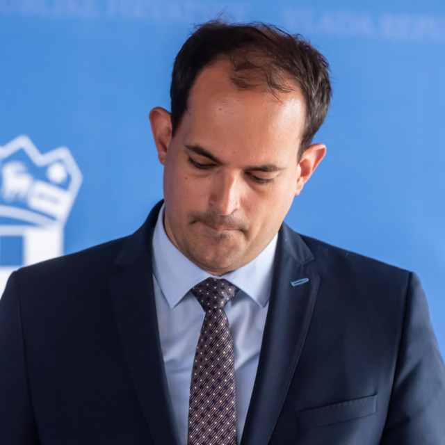 Ministar Ivan Malenica