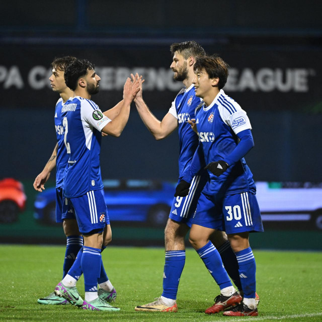 Sadegh Moharrami, Takuro Kaneko, Bruno Petković.
 