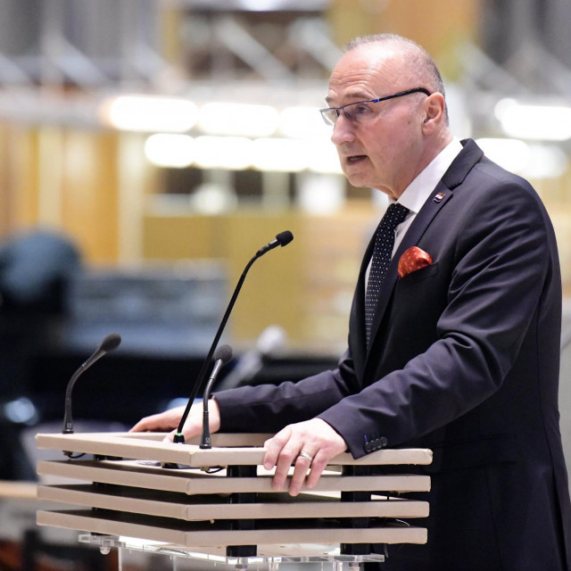 Gordan Grlić Radman