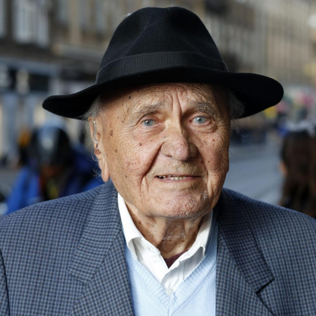 Josip Manolić