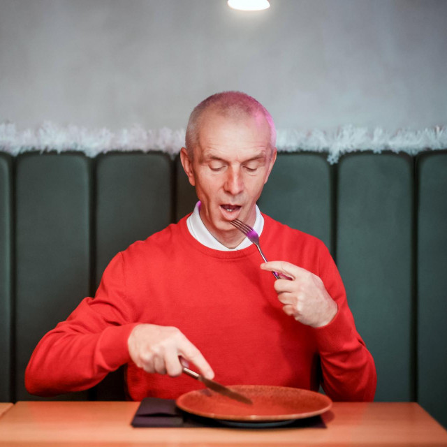 Dr. Dražen Gorjanski u programu koristi autogeni trening i metode opuštanja. Kroz karate je spoznao koje su dobrobiti tehnika opuštanja, a sva ta znanja godinama prenosi drugima