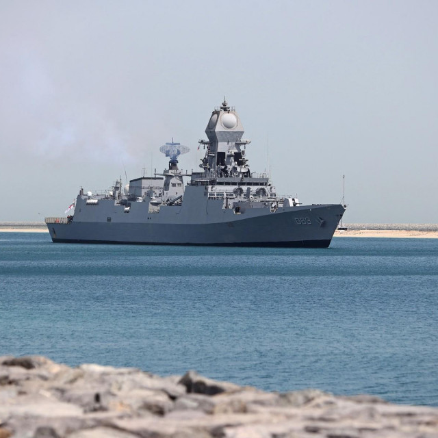 indijski razarač INS Kolkata