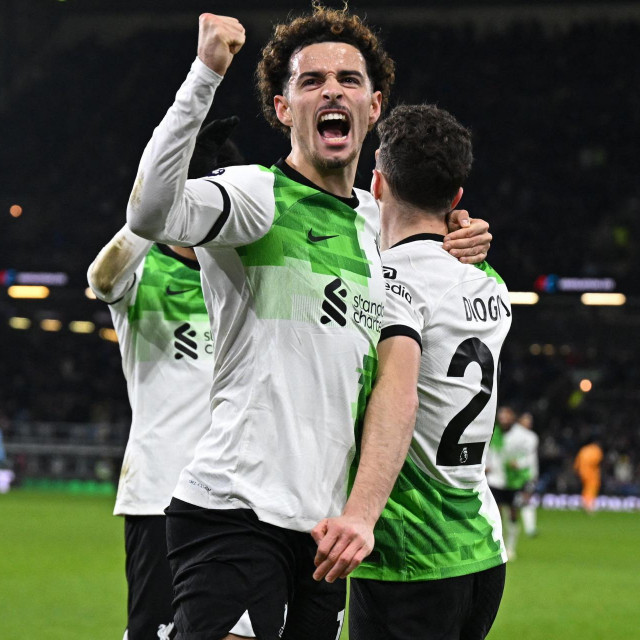 Diogo Jota slavi gol za konačnih 2:0
