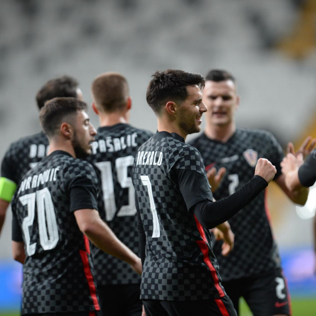 Josip Brekalo sa suigračima iz reprezentacije