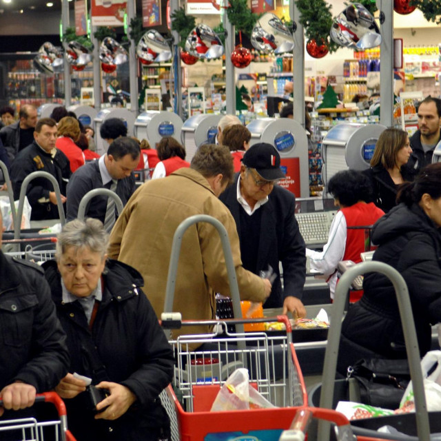 Prodajni centar Konzum-a na Stinicama