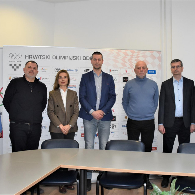 Članovi uredničkog vijećana prosinačkoj sjednici u Hrvatskom olimpijskom odboru