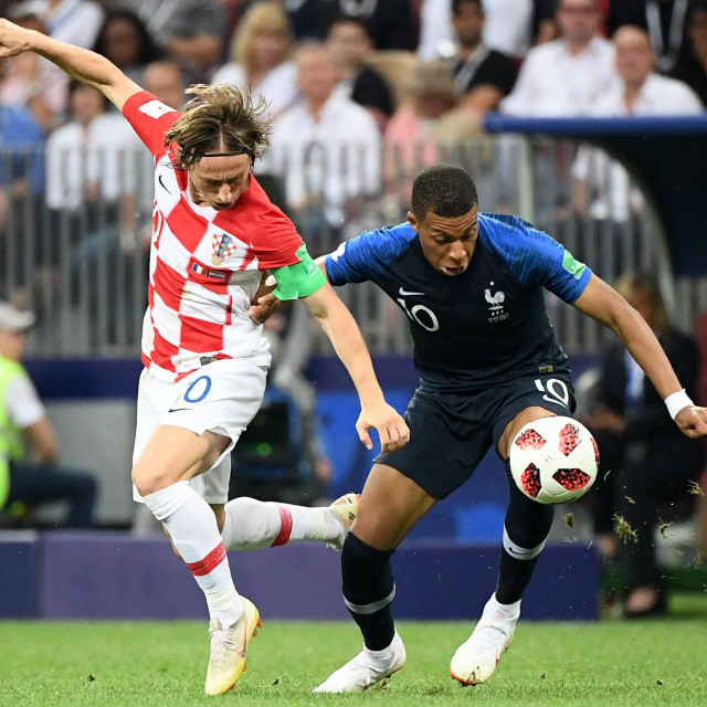 Luka Modrić i Kylian Mbappé