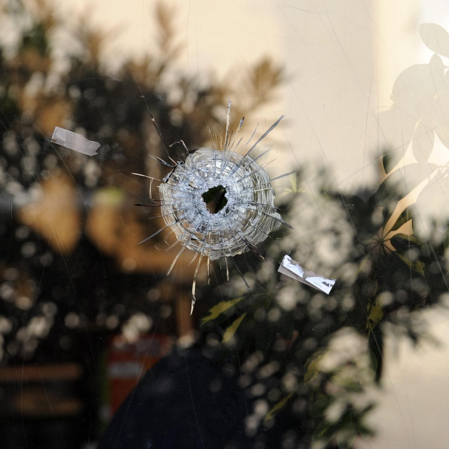 Propucano straklo (ilustracija)