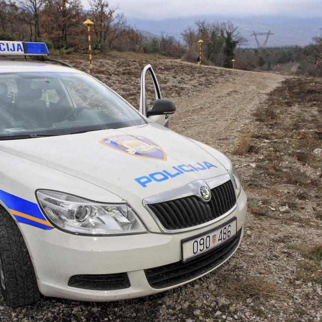 Policija na mjestu očevida (ilustracija)