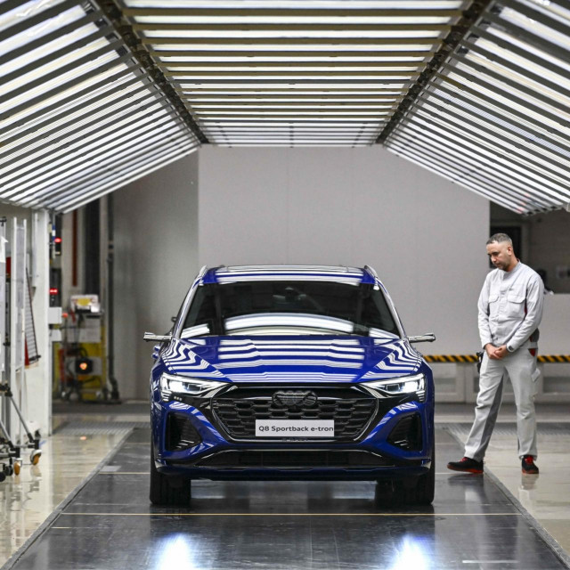 Njemački električni auto, ilustracija