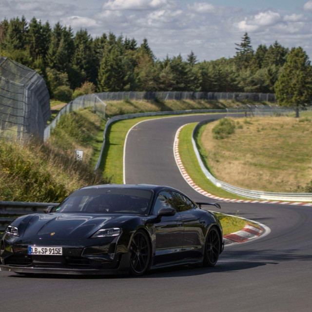 Porsche Taycan, Nurburgring