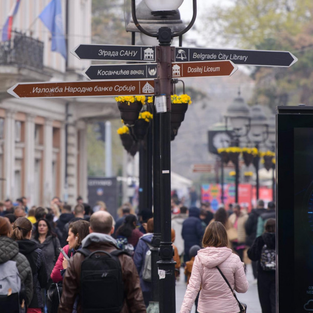 Beograd, Srbija, 020422.
Beograd uoci sutrasnjih predsjednickih i parlamentarnih izbora.
Na fotografiji: centar grada, ulica kneza Mihajla