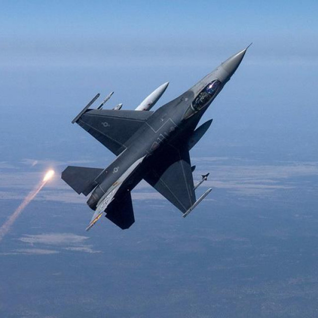 Borbeni avion F-16 Zračnih snaga SAD-a