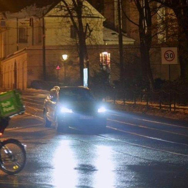 Vožnja noću, ilustracija