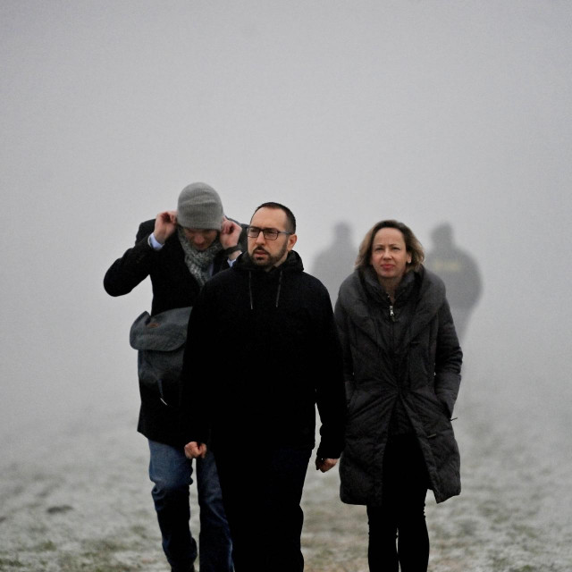 Tomislav Tomašević i Danijela Dolenec na Jakuševcu nakon odrona smeća
 