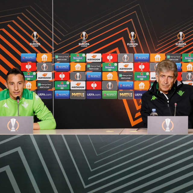 Andres Guardado i Manuel Pellegrini