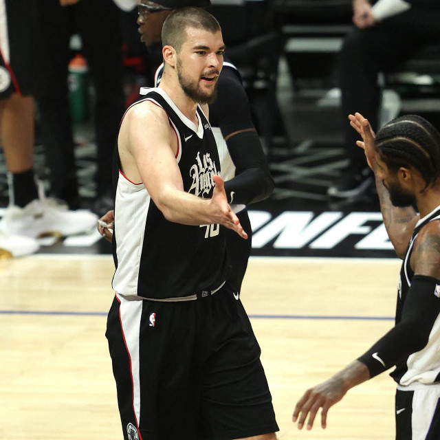 Paul George i Ivica Zubac