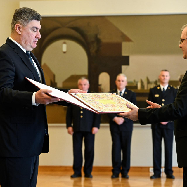 Zoran Milanović, Bože Radoš