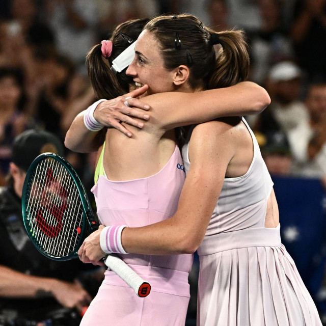 Ajla Tomljanović i Petra Martić