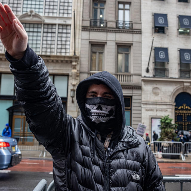Mnogi u Njemačkoj i u Europi AfD povezuju s regresivnim i radikalnim neonacističkim idejama