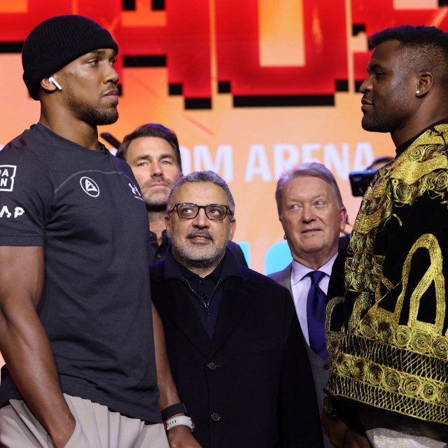 Anthony Joshua i Francis Ngannou