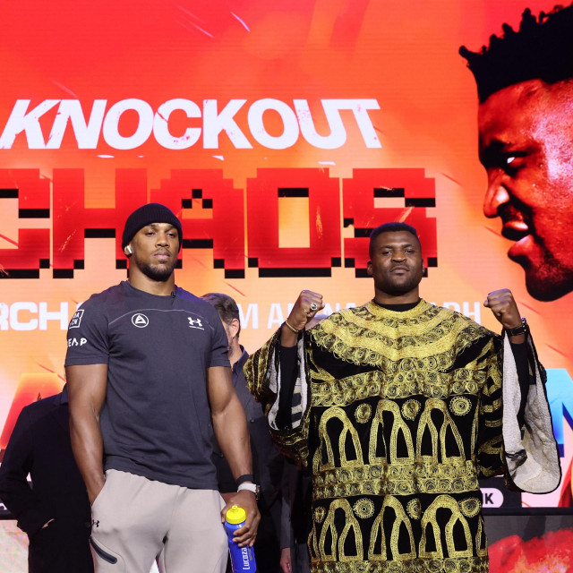 Anthony Joshua i Francis Ngannou