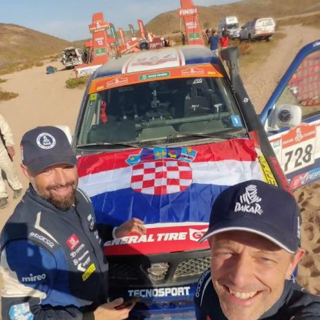 Dakarski reli dakar rally 2024 Juraj Sebalj Ivan Vidakovic Nissan Terrano II Saudia Arabia Saudijska arabija