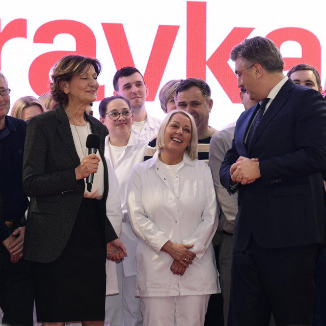 Martina Dalić, Andrej Plenković i djelatnici Podravke