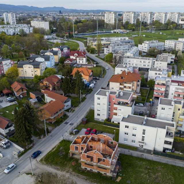 Gradilište i kćce u Radmanovačkoj iz zraka