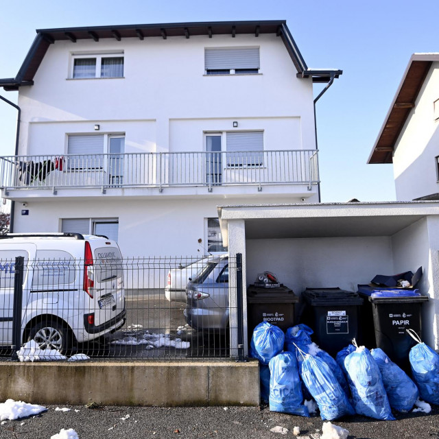 Kuca u Lučkom ima problema sa septičkom jamom