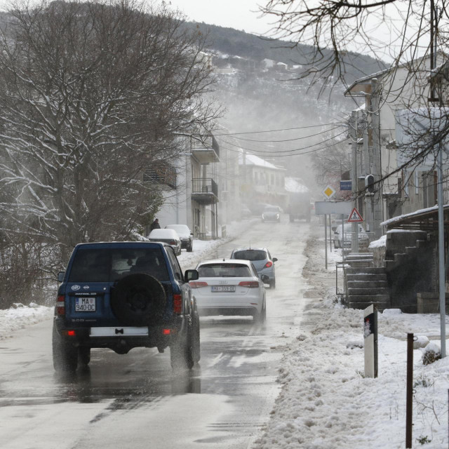 Snijeg u Zabiokovlju, Zagvozd