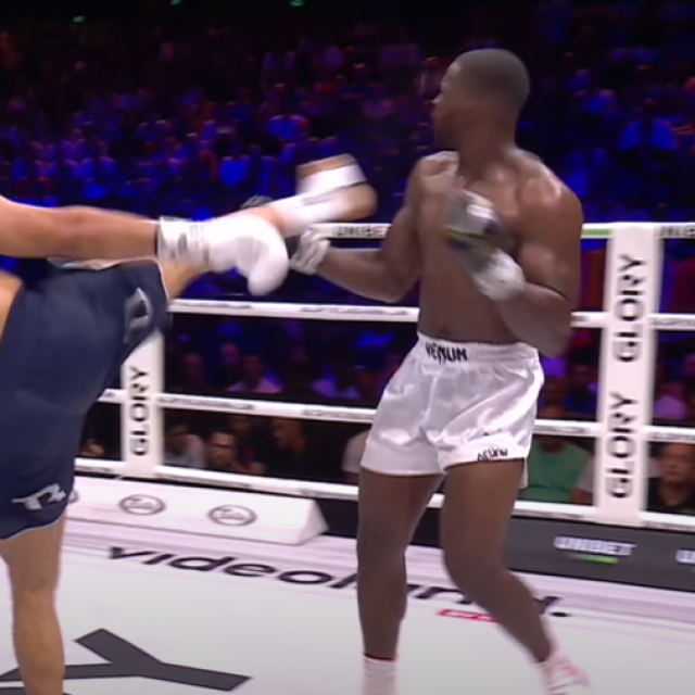 Nordine Mahieddine (lijevo) vs. Abderahmane Coulibaly
