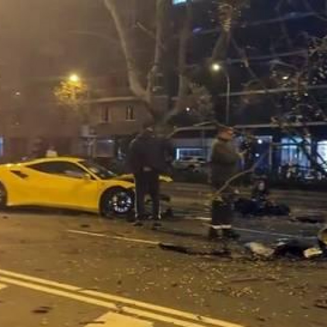 Razbijeni Ferrari