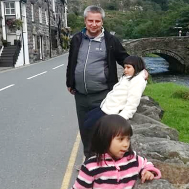 Bartłomiej Kuczynski i njegove kćeri pronađeni su mrtvi na imanju