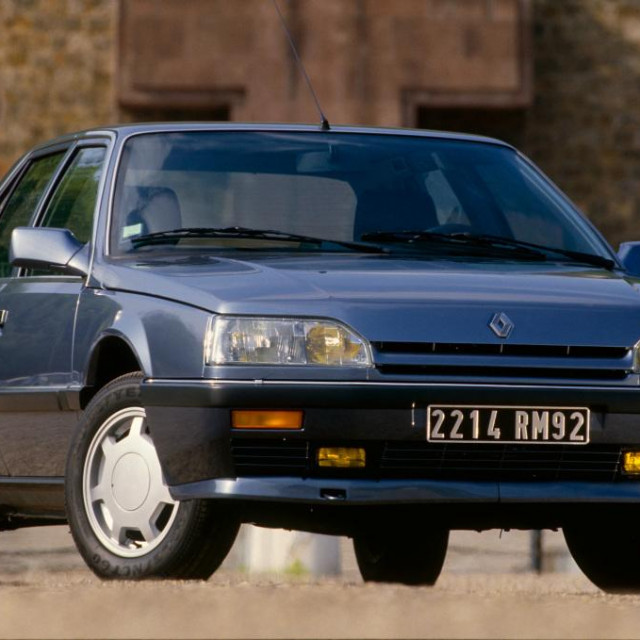 Renault 25