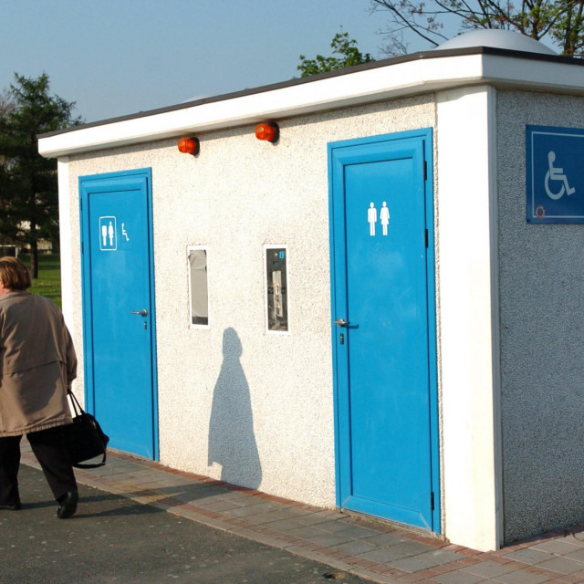 Javni zahod na okretištu Dubrava koštao je više od 11.000 eura po kvadratu