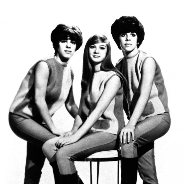 Marge Ganser, Mary Anne Ganser i Mary Weiss, članice ženske grupe The Shangri-Las