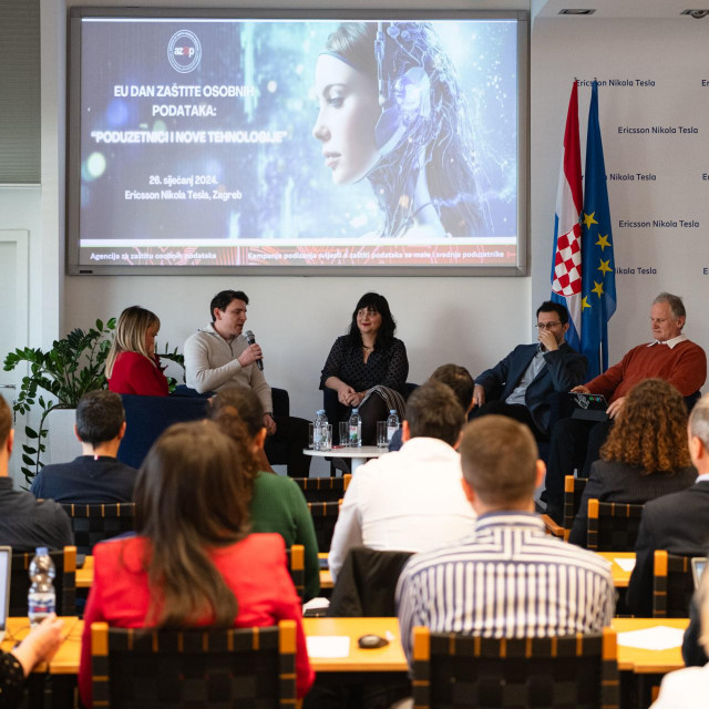 Panel ‘Umjetna inteligencija‘