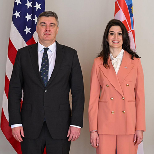 Nathalie Rayes s Obamom, Bidenom i Milanovićem