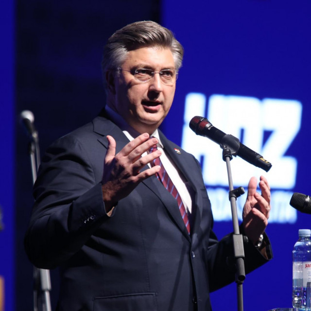 Andrej Plenković


 