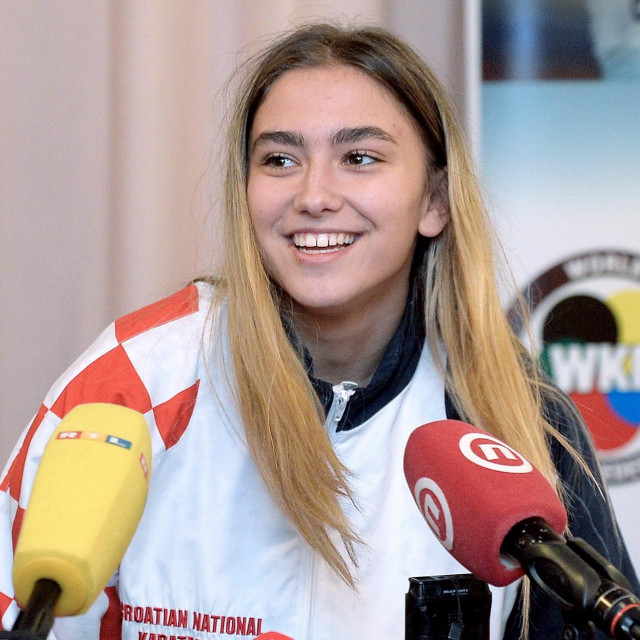 Lucija Lesjak