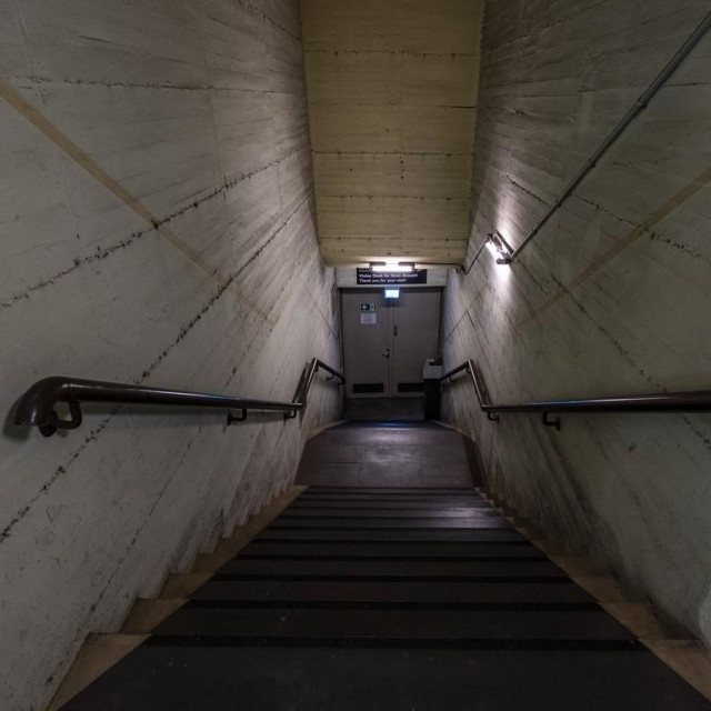 Ulaz u atomsko sklonište u Njemačkoj