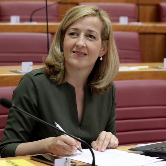 Mirela Ahmetović