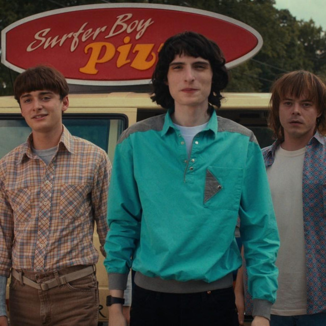 STRANGER THINGS: Millie Bobby Brown, Noah Schnapp, Finn Wolfhard, Charlie Heaton, Eduardo Franco