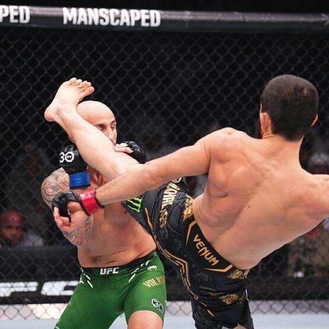 Alexander Volkanovski vs. Islam Makhachev
