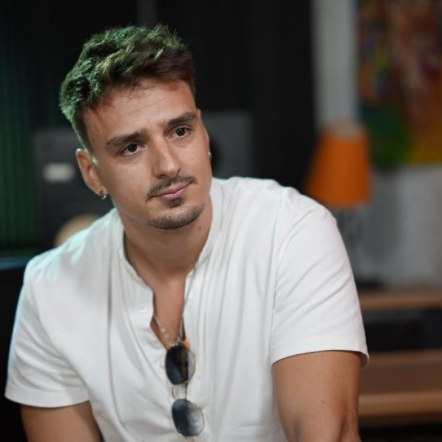 Inženjer je građevine, a čak su ga zvali za rad u jednoj kineskoj firmi