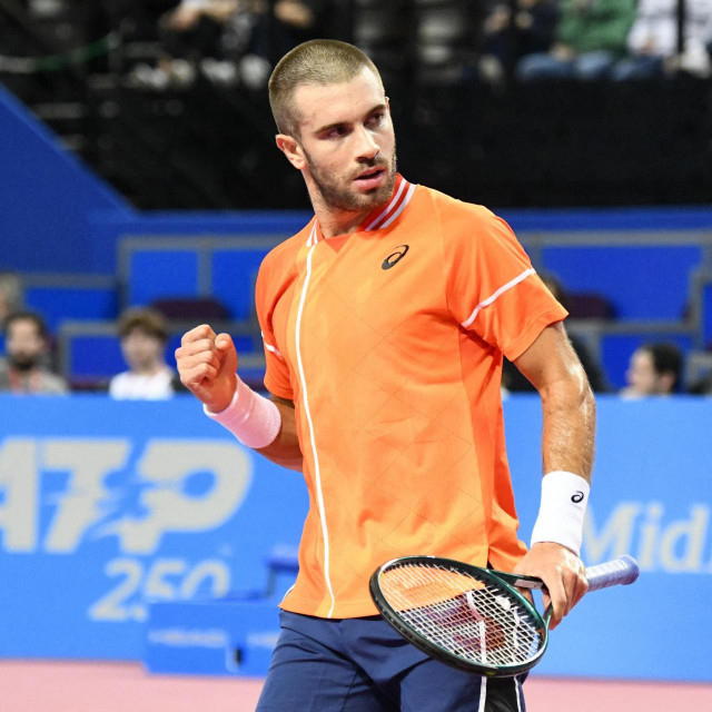 Borna Ćorić