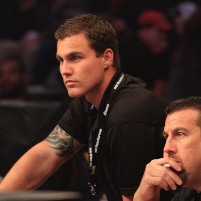Ron McCarthy i John McCarthy (dolje desno)